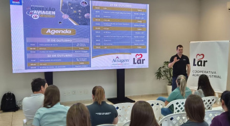 Speaker at Aviagen Connection in Company Program